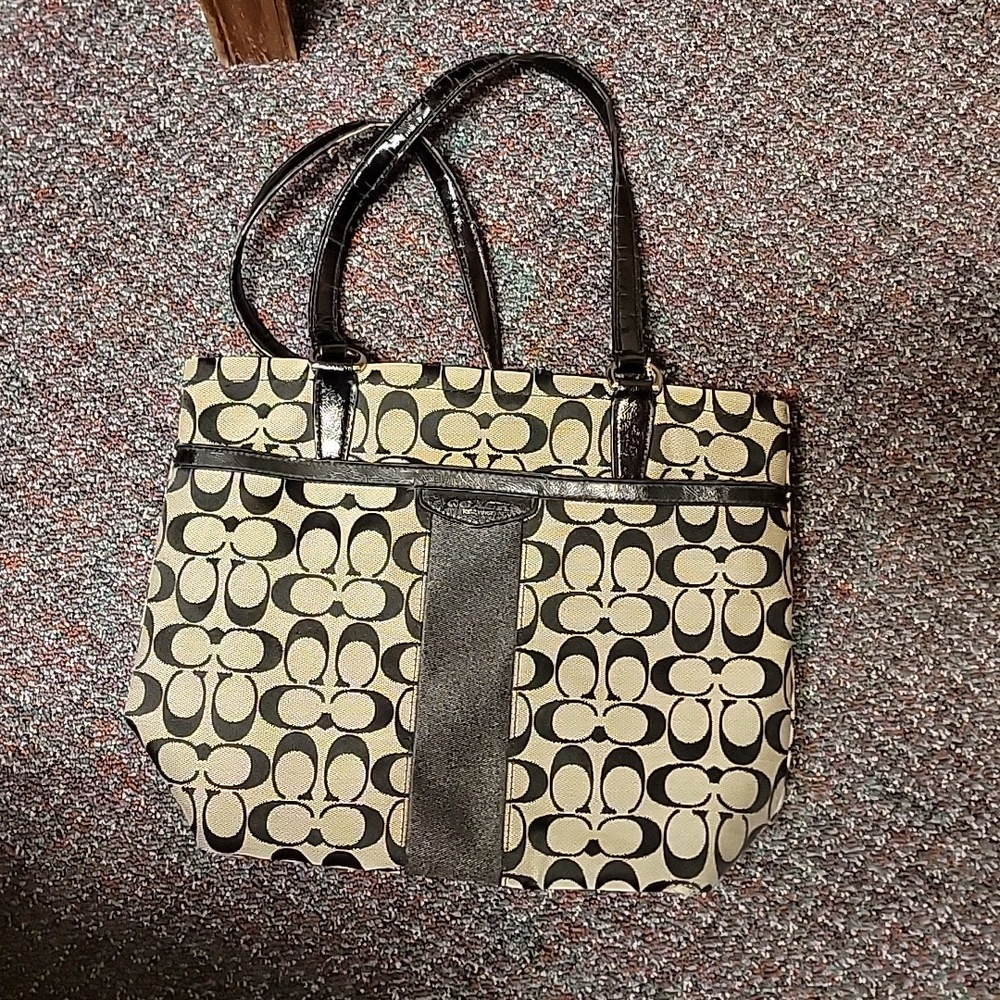 Coach hand bag